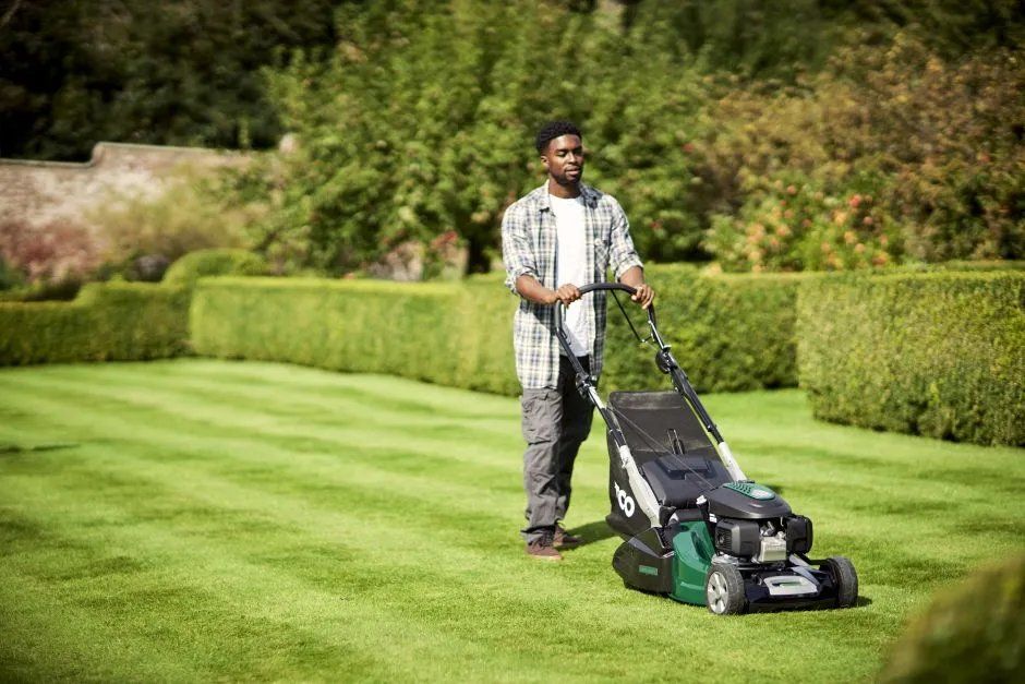REFURBISHED Atco LINER 19 SH V Rear Roller Lawnmower 48cm / 167cc Honda REFURBISHED Atco LINER 19 SH V Rear Roller Lawnmower 48cm / 167cc Honda