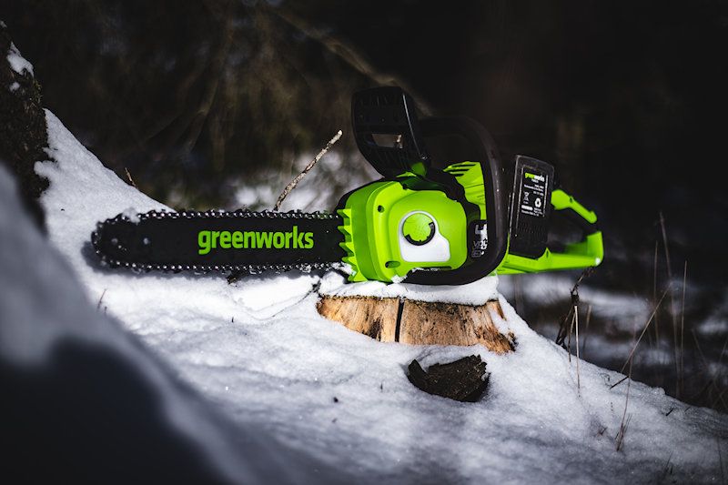 Greenworks GD24X2CS36K4X Cordless Chainsaw 48V (2 x 24V 4Ah) / 36cm Batteries and Charger Greenworks GD24X2CS36K4X Cordless Chainsaw 48V (2 x 24V 4Ah) / 36cm Batteries and Charger