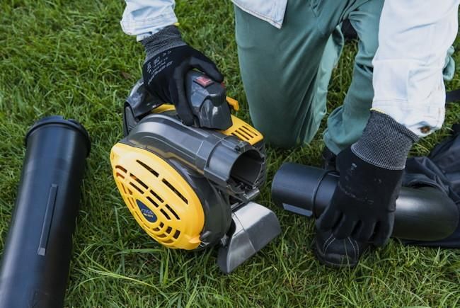 Stiga Petrol Leaf Blower / Vacuum SBL327V 27.6cc