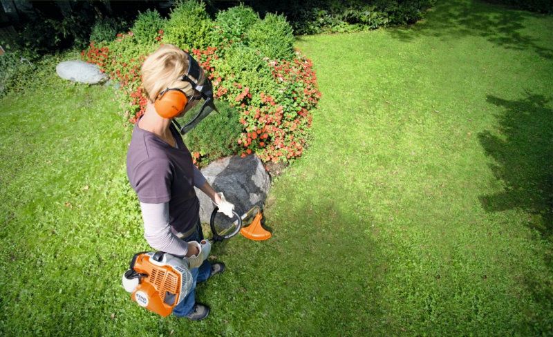 STIHL FS40 Petrol Trimmer 27.2cc 1.0hp 2 Mix Eng Mo STIHL FS40 Petrol Trimmer 27.2cc 1.0hp 2 Mix Eng Mo