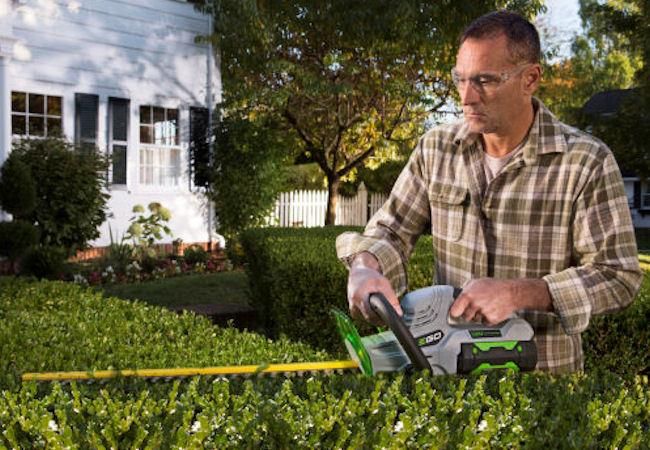 EGO Cordless Hedgecutter 65cm / 56v (without Battery)  HT6500E