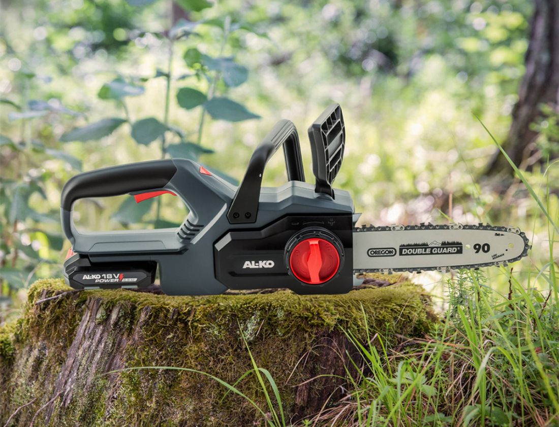 AL-KO Comfort CSD 1825 Cordless Chainsaw Kit 18V / 25cm - New 2026 AL-KO Comfort CSD 1825 Cordless Chainsaw Kit 18V / 25cm - New 2026