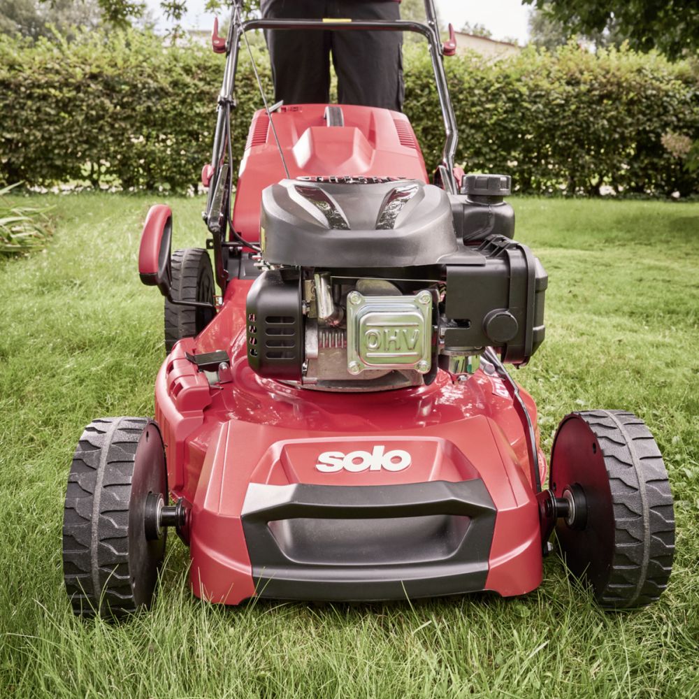 solo by AL-KO Easy 4716 P-A Petrol Lawnmower 123cc / 46cm Push -New 2026 solo by AL-KO Easy 4716 P-A Petrol Lawnmower 123cc / 46cm Push -New 2026