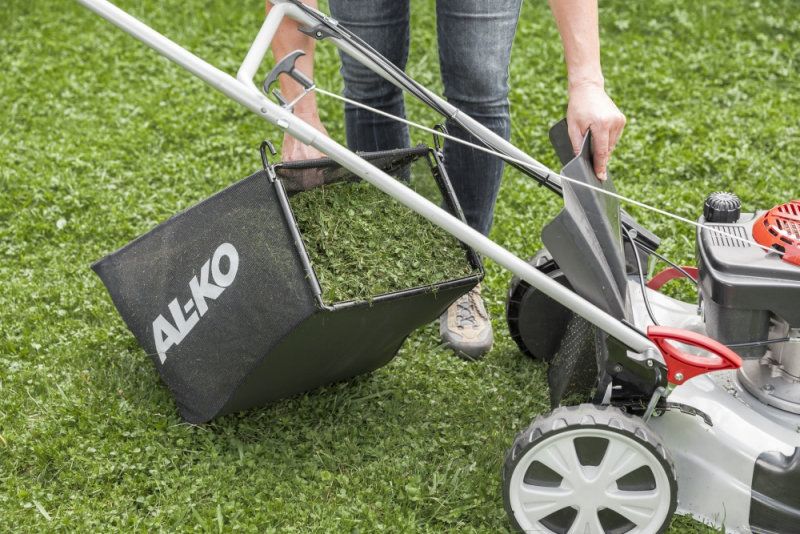 ALKO Easy 5.10 SPS 3in1 Petrol Lawnmower 51cm / 160cc ALKO Easy 5.10 SPS 3in1 Petrol Lawnmower 51cm / 160cc