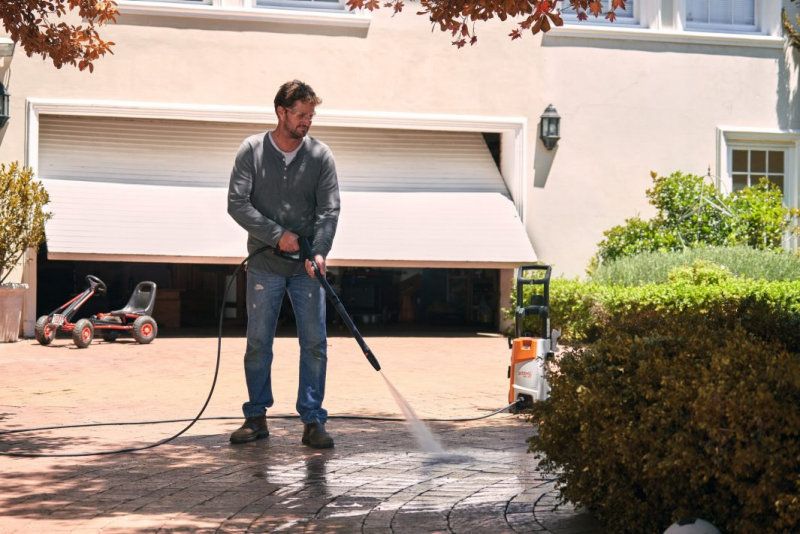 STIHL RE90 Pressure Cleaner 230v 10-100 Bar Max STIHL RE90 Pressure Cleaner 230v 10-100 Bar Max