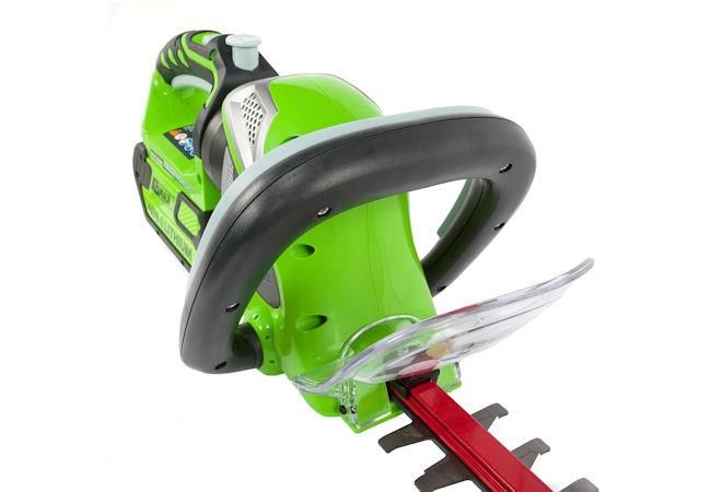 Greenworks Cordless Hedge Trimmer KIT 40v / 61cm (2Ah Battery & Charger) G40HT61K2 Greenworks Cordless Hedge Trimmer KIT 40v / 61cm (2Ah Battery & Charger) G40HT61K2