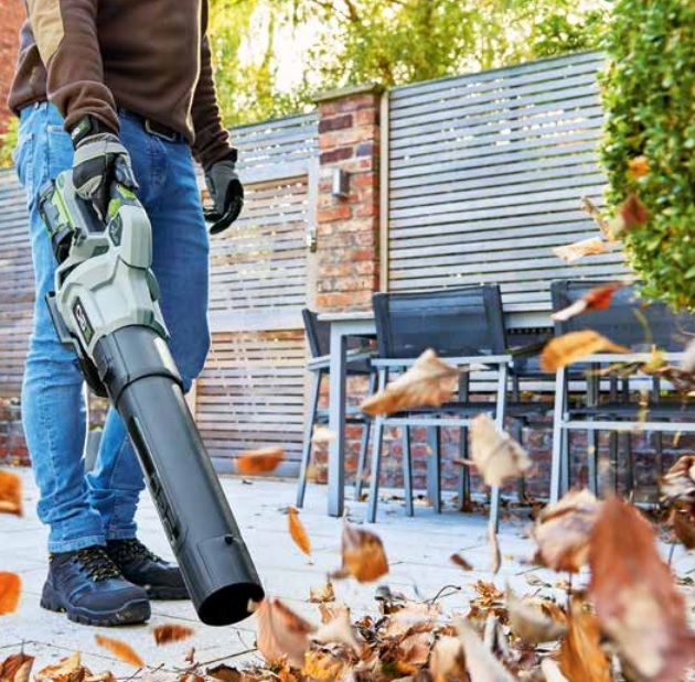 EGO LB5300E Cordless Garden Leaf Blower 56v KIT / 2.5Ah Battery / Charger (Tatty Box)