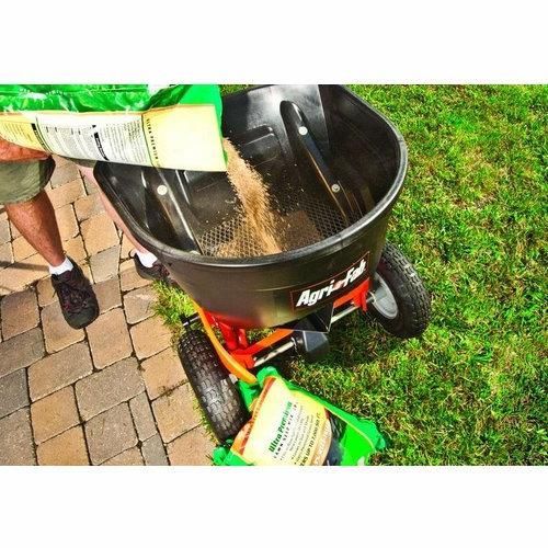 Agri-Fab Smart 56kg Towed Broadcast Spreader 45-0463 Agri-Fab Smart 56kg Towed Broadcast Spreader 45-0463