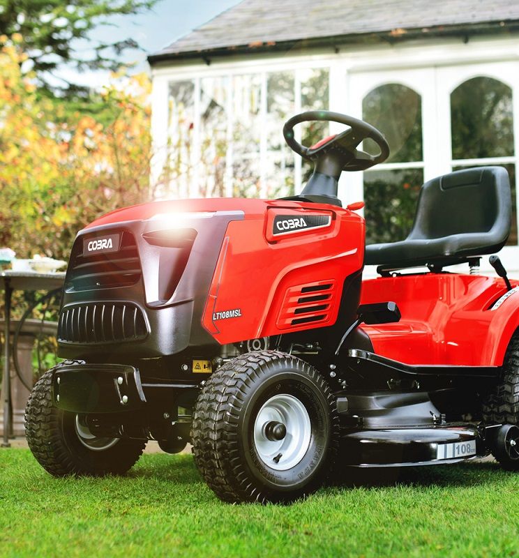 Cobra LT108MSL Ride-On Tractor Mower 108cm / 452cc / Loncin / Side Discharge Cobra LT108MSL Ride-On Tractor Mower 108cm / 452cc / Loncin / Side Discharge