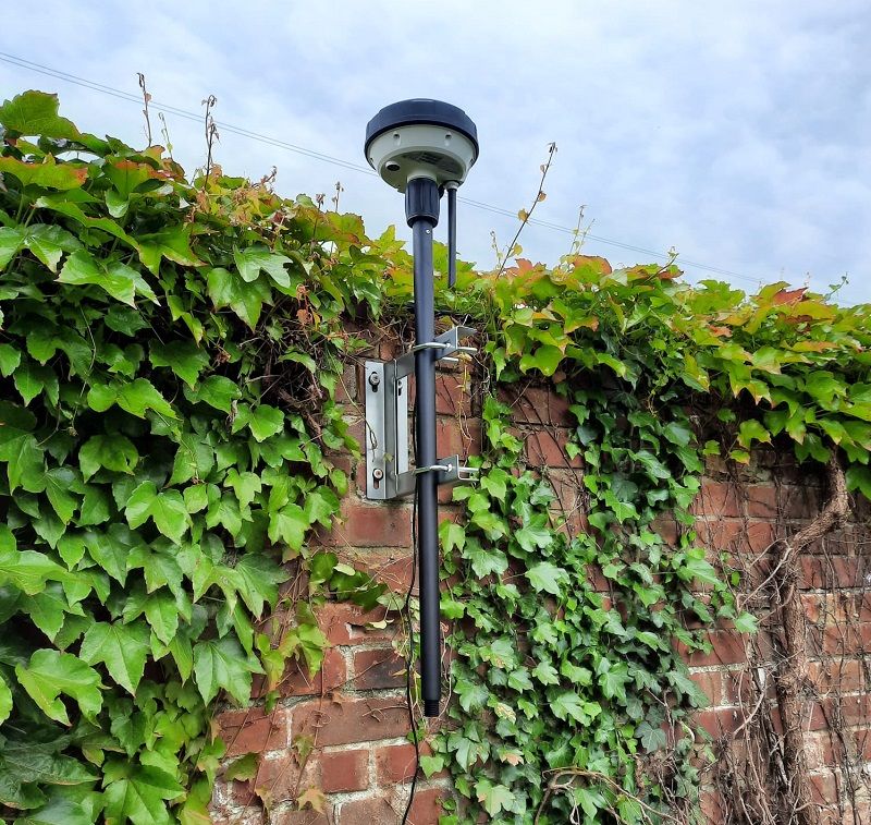 Mammotion Luba RTK Reference Station - New Wall Bracket WB22 Mammotion Luba RTK Reference Station - New Wall Bracket WB22