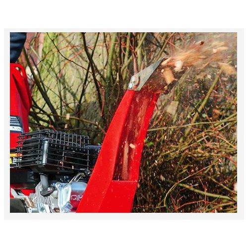 Cobra CHIP650LE Petrol Chipper Shredder 196cc / 80mm (Electric Start) Cobra CHIP650LE Petrol Chipper Shredder 196cc / 80mm (Electric Start)