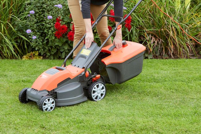 Flymo SpeediMo 360 Electric Rotary Mower 1500w / 36cm Flymo SpeediMo 360 Electric Rotary Mower 1500w / 36cm