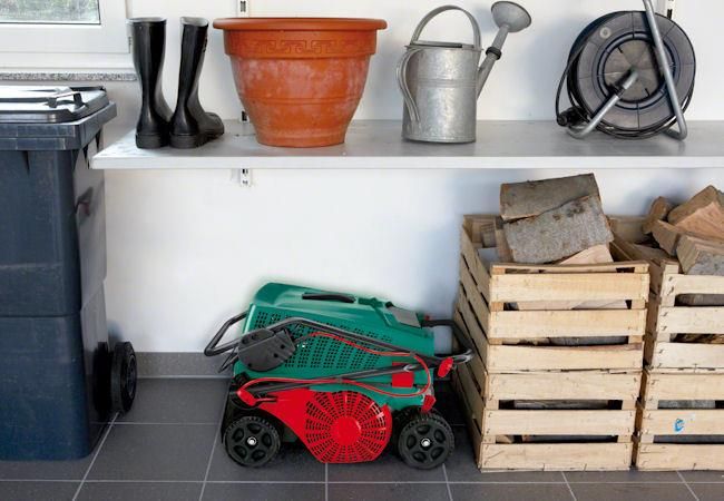 Bosch ALR900 Electric Lawn Rake 900w / 32cm 0.600.88A.070 Bosch ALR900 Electric Lawn Rake 900w / 32cm 0.600.88A.070
