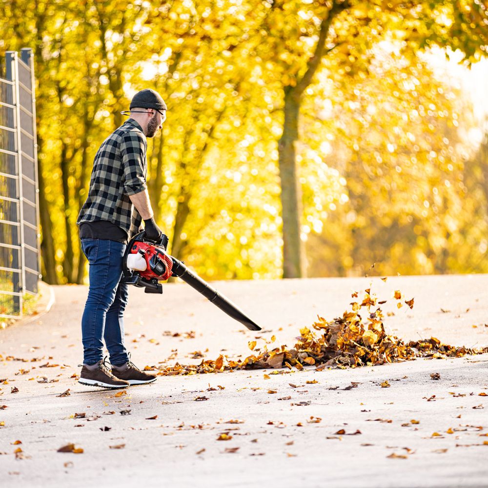 Scheppach LBH2600P 4-in-1 Leaf Blower Vacuum Shredder, 1.2hp Petrol Engine, 790m³/h Airflow, 260km/h Air Speed, 50L Collection Bag