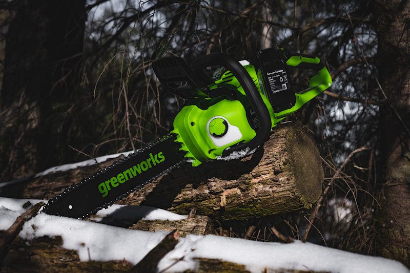 Greenworks GD24X2CS36K4X Cordless Chainsaw 48V (2 x 24V 4Ah) / 36cm Batteries and Charger Greenworks GD24X2CS36K4X Cordless Chainsaw 48V (2 x 24V 4Ah) / 36cm Batteries and Charger