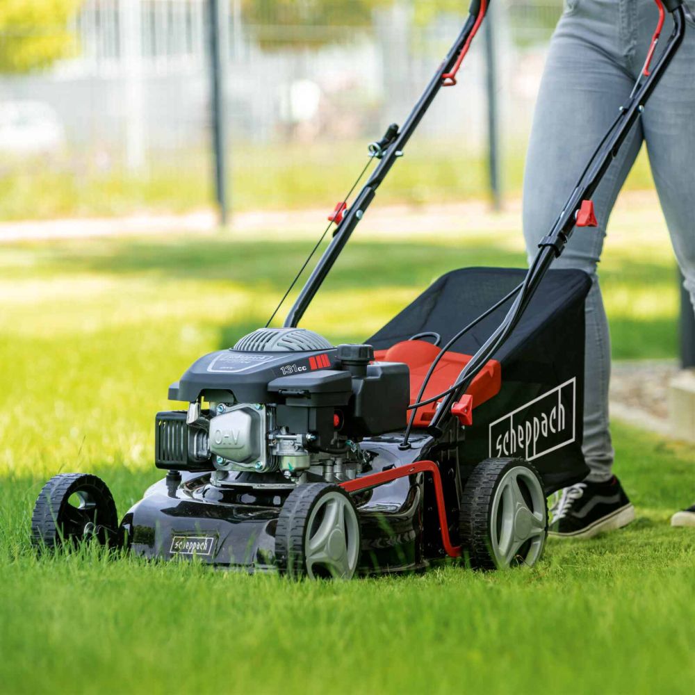 Scheppach MP132-42 Lawnmower, 3.3hp Petrol Engine, 42cm Cutting Width, 75mm Cutting Height, 45L Collection Bag Scheppach MP132-42 Lawnmower, 3.3hp Petrol Engine, 42cm Cutting Width, 75mm Cutting Height, 45L Collection Bag