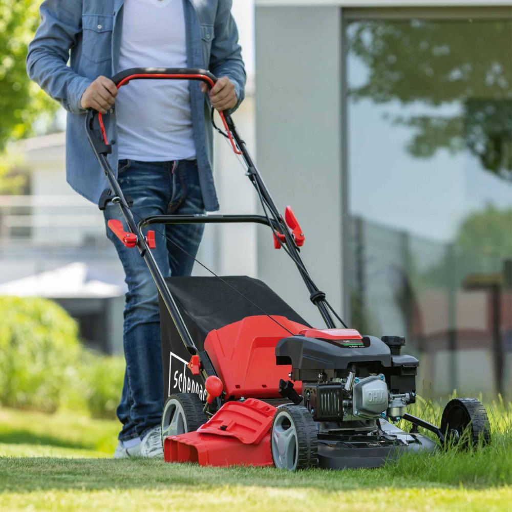 Scheppach MS161-46 Self-Propelled Lawnmower, 3.5hp Petrol Engine, 46cm Cutting Width, 75mm Cutting Height, 55L Collection Bag