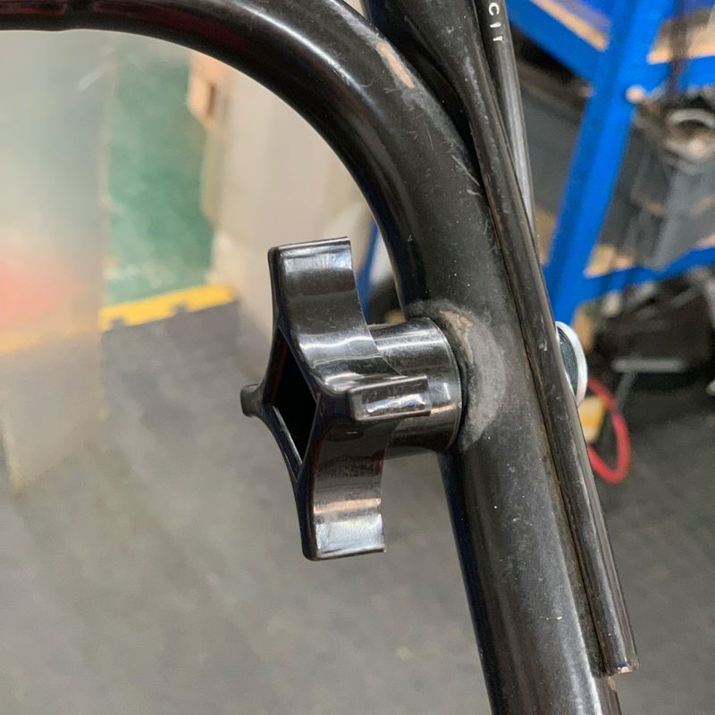 Universal Mower Handwheel Wingnut Handlebar Handle Screw Set (Pair)