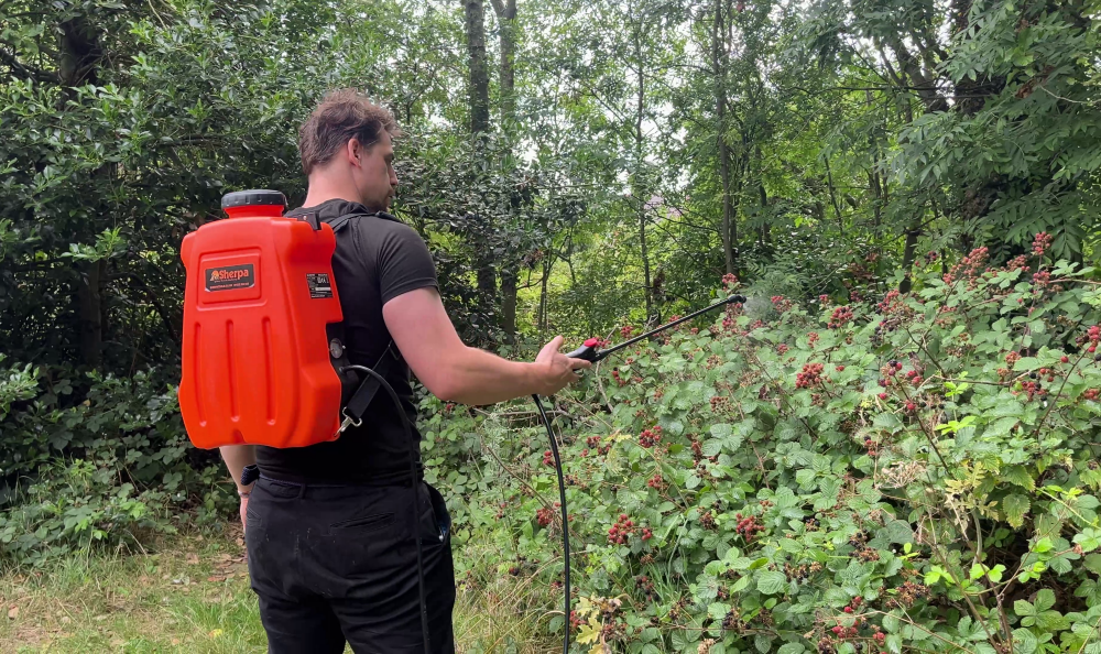 Sherpa 16L Deluxe Cordless Sprayer Battery Powered Knapsack Sherpa 16L Deluxe Cordless Sprayer Battery Powered Knapsack