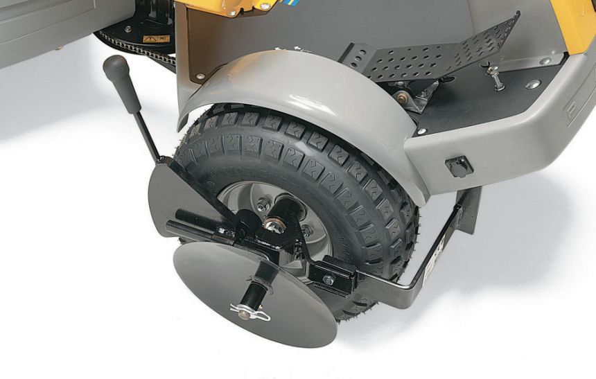 Stiga Edge Cutter Park 2 & 4WD Stiga Edge Cutter Park 2 & 4WD