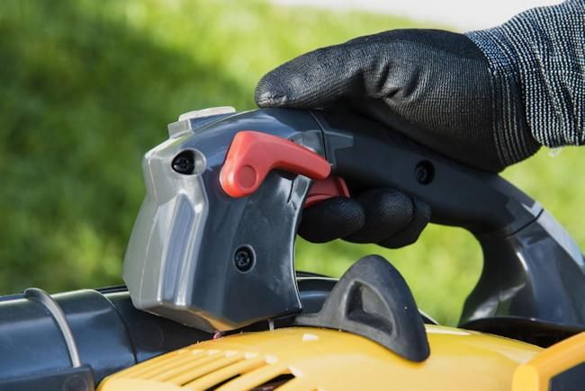 Stiga Petrol Leaf Blower / Vacuum SBL327V 27.6cc