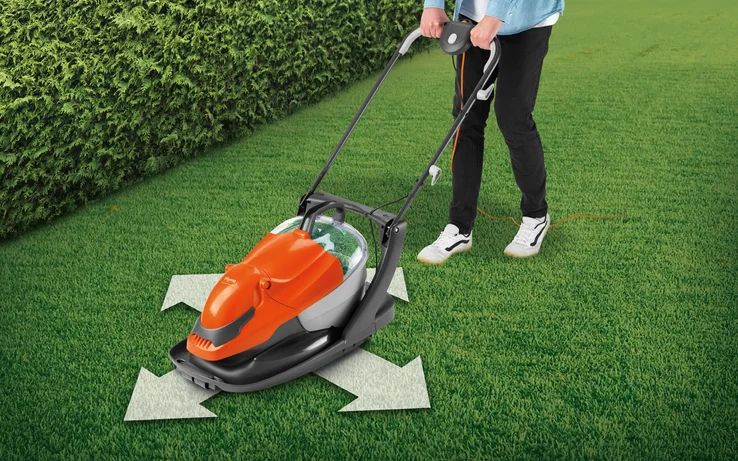 Flymo Easi Glide Plus 330v Electric Hover Collect Lawnmower 33cm / 1700w Flymo Easi Glide Plus 330v Electric Hover Collect Lawnmower 33cm / 1700w