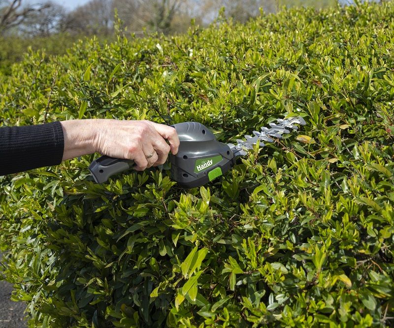 Handy 3.6v Lithium-Ion Cordless Shrub Shear & Grass Blades Handy 3.6v Lithium-Ion Cordless Shrub Shear & Grass Blades