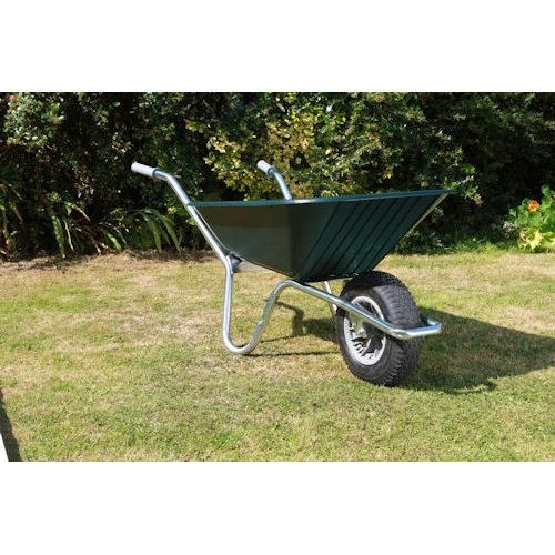 County Clipper Garden Wheelbarrow Green 90ltr / Puncture Proof County Clipper Garden Wheelbarrow Green 90ltr / Puncture Proof