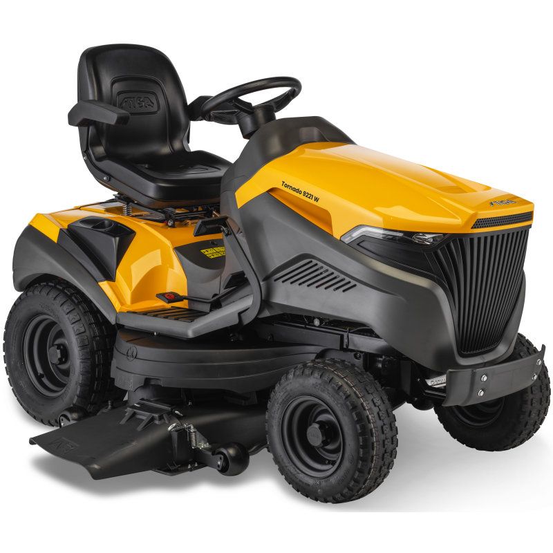 Stiga Tornado 9121 W Ride-On Tractor Mower 121cm / Auto / 688cc (Honda) Stiga Tornado 9121 W Ride-On Tractor Mower 121cm / Auto / 688cc (Honda)