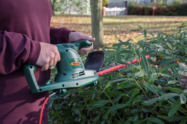 Webb Electric Hedge Trimmer 500w / 51cm EHT500 Webb Electric Hedge Trimmer 500w / 51cm EHT500