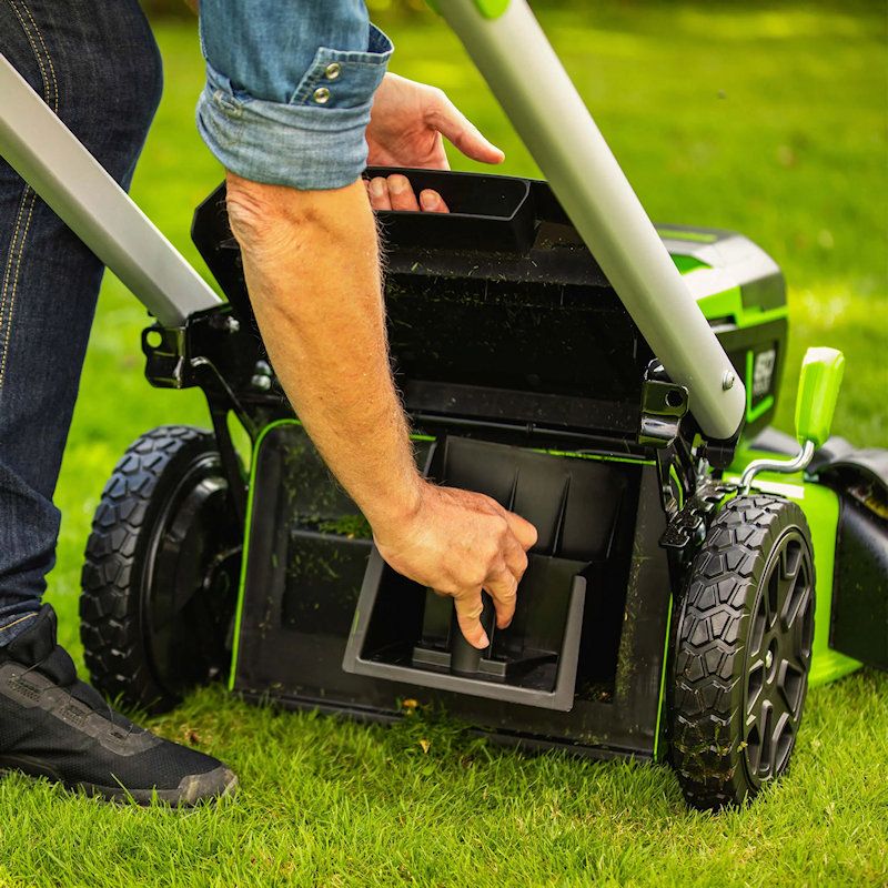 Greenworks GD60LM46SPK4 Premium Cordless Lawnmower Kit 60v 4Ah / 46cm / 3-in-1