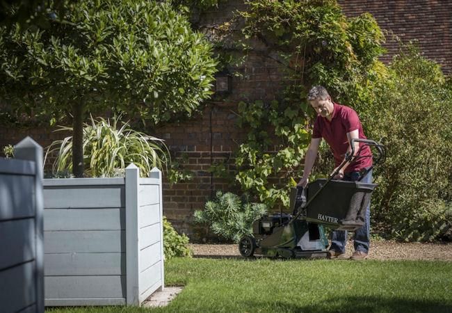 Hayter Harrier 41 Autodrive Petrol Roller Lawnmower - 41cm Hayter Harrier 41 Autodrive Petrol Roller Lawnmower - 41cm