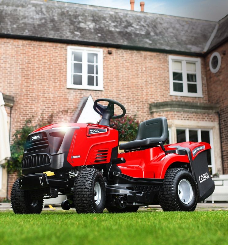 Cobra LT86HRL Ride-On Tractor Mower 86cm / 452cc / Loncin Hydro Drive Cobra LT86HRL Ride-On Tractor Mower 86cm / 452cc / Loncin Hydro Drive