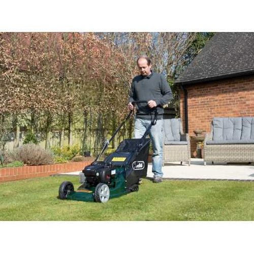 Webb Supreme Petrol Roller Lawnmower 43cm / Self Propelled RR17SP Webb Supreme Petrol Roller Lawnmower 43cm / Self Propelled RR17SP