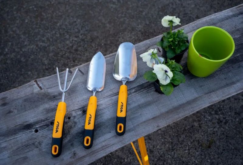 Stiga Hand Trowel