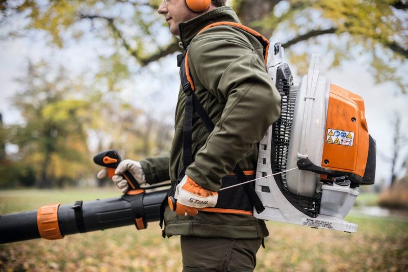 STIHL BR800CE Back Pack Blower 79.9cc 4 Mix Eng 11.7 STIHL BR800CE Back Pack Blower 79.9cc 4 Mix Eng 11.7