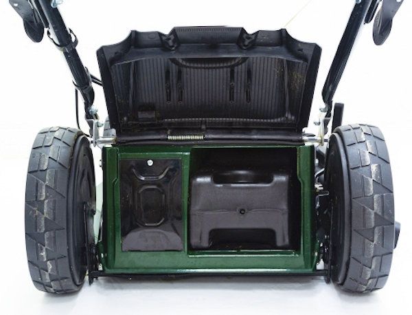 Webb Petrol Lawnmower Alloy Deck Self Propelled 53cm / Ready Start / Mulch Webb Petrol Lawnmower Alloy Deck Self Propelled 53cm / Ready Start / Mulch