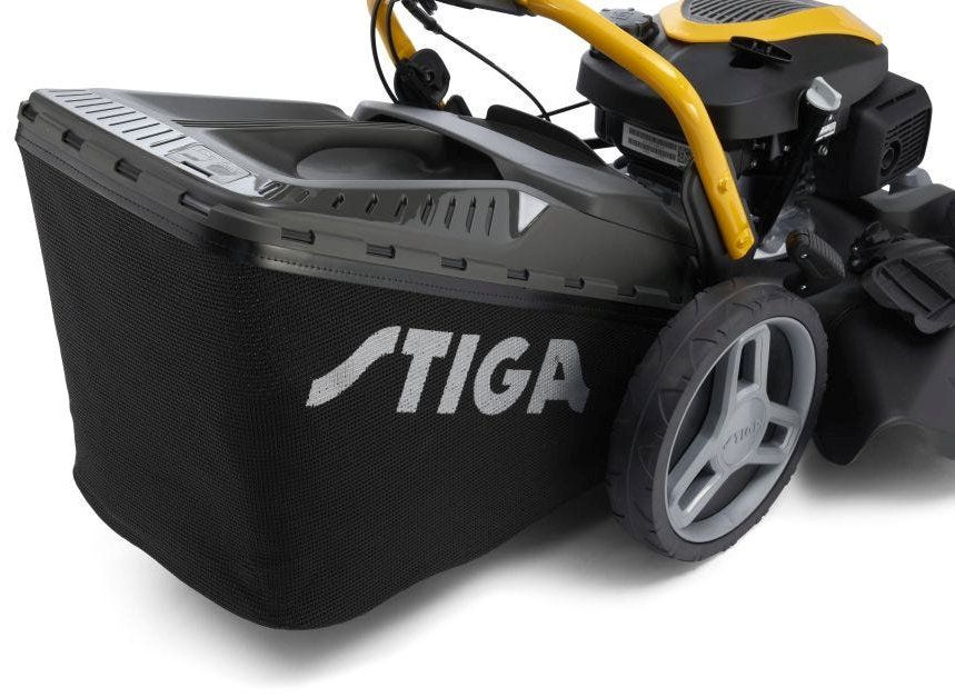 Stiga Combi 748 V Self-Propelled Petrol Lawnmower 46cm 4-in-1 Honda Stiga Combi 748 V Self-Propelled Petrol Lawnmower 46cm 4-in-1 Honda