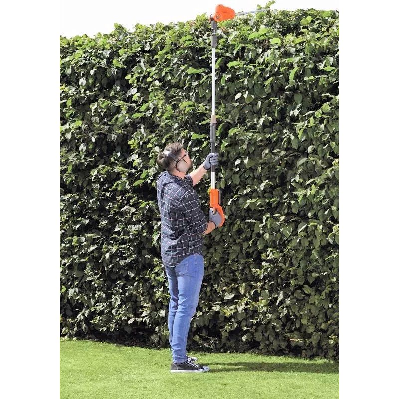 TO CLEAR Flymo SabreCut XT Cordless Long Reach Hedge Trimmer KIT 20v / 42cm TO CLEAR Flymo SabreCut XT Cordless Long Reach Hedge Trimmer KIT 20v / 42cm