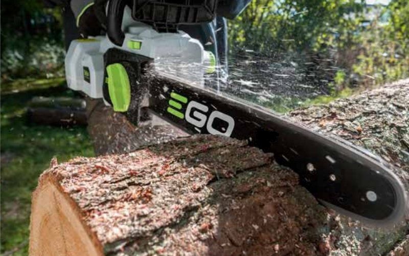 EGO CS1400E Cordless Chainsaw 35cm / 56v (Bare Tool) EGO CS1400E Cordless Chainsaw 35cm / 56v (Bare Tool)