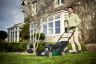 ATCO Classic 16S Self-Propelled Petrol Lawnmower / 123cc ATCO Classic 16S Self-Propelled Petrol Lawnmower / 123cc